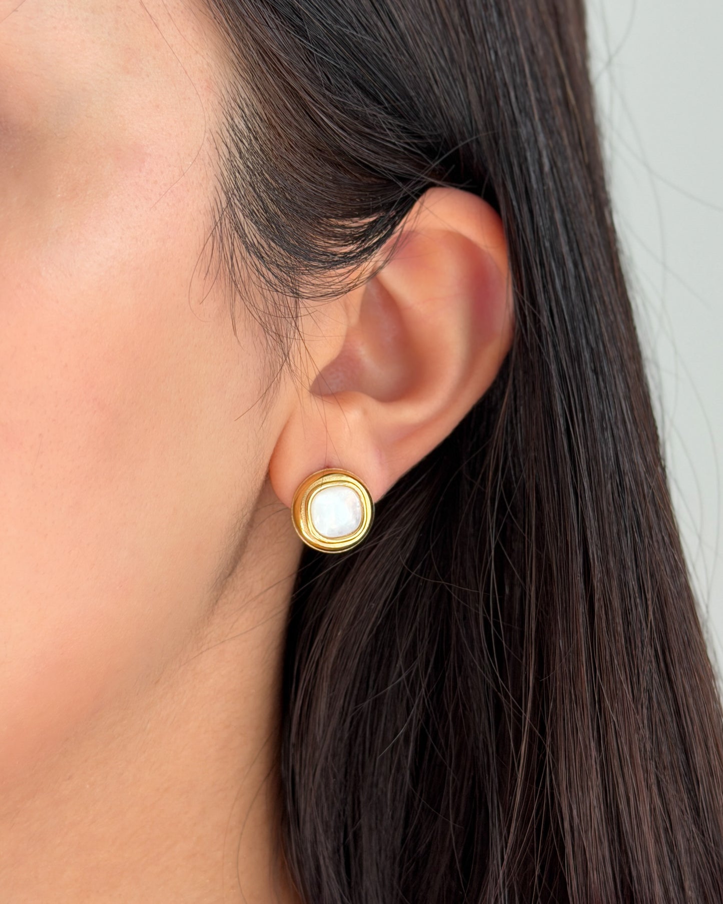 Golden Shell Earrings