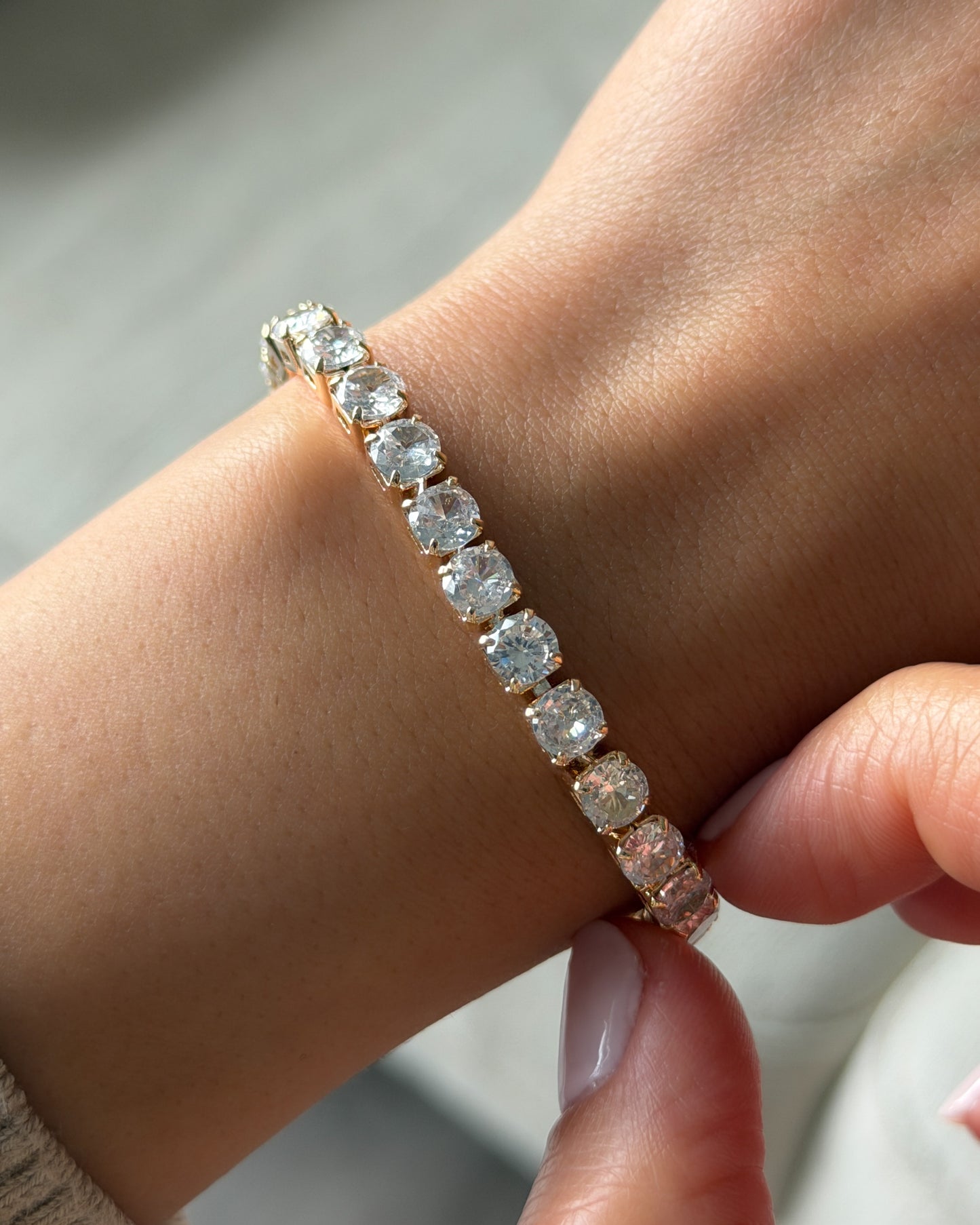 Bold Round-Cut Tennis Bracelet